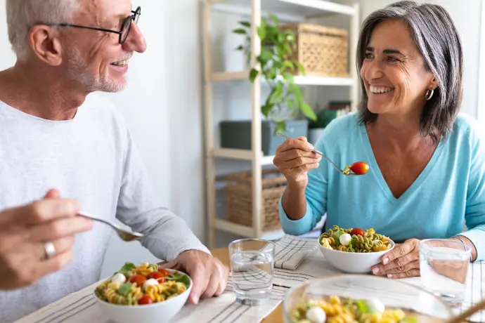 Couple dinner convenient fresh variety St. Louis