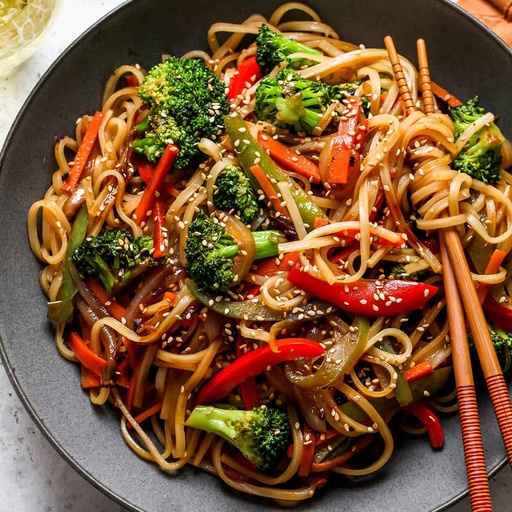 Garlic Ginger Lo Mein